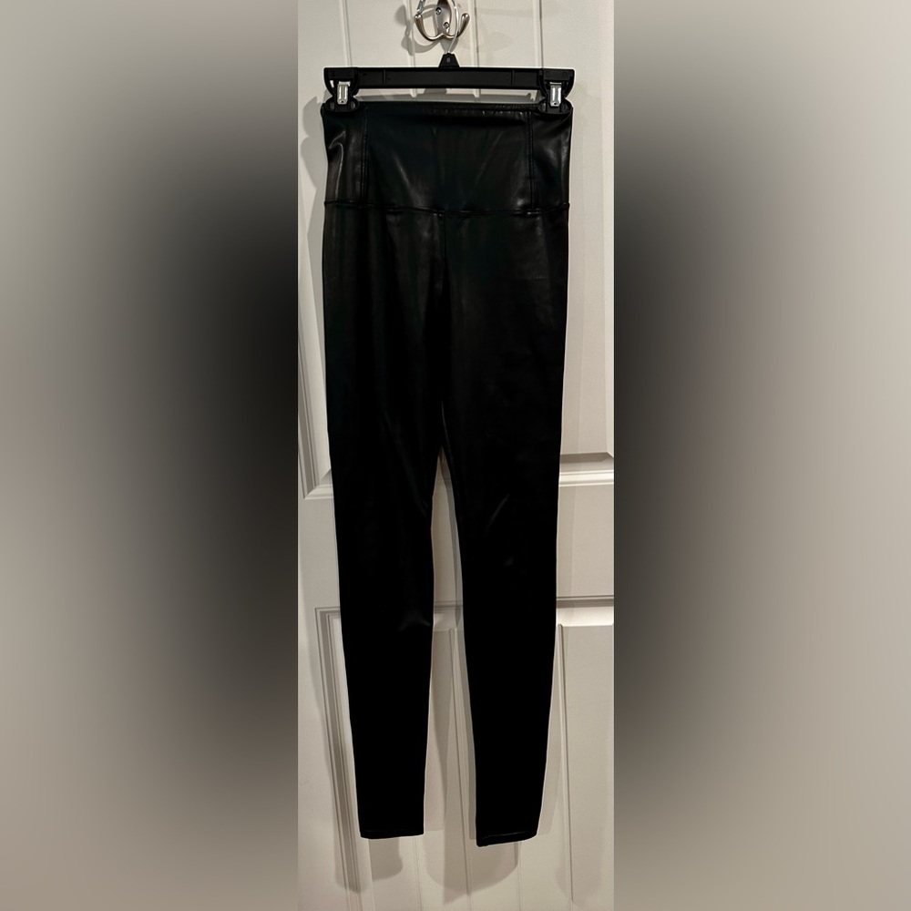 Daria pant, Aritzia, Wilfred